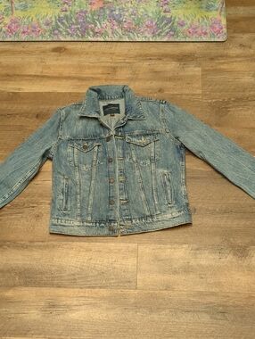 Lucky Brand Women's Blue Denim Trucker Jacket